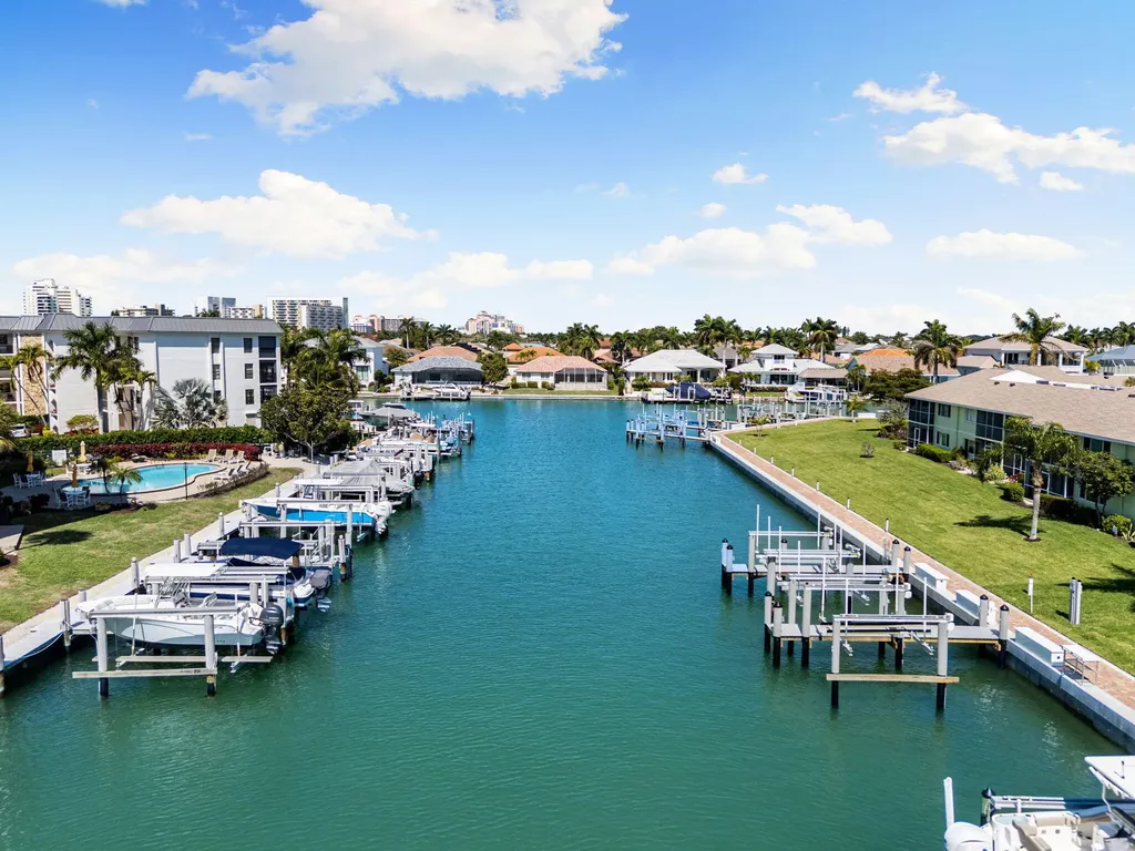 860 Panama Court Marco Island FL 34145