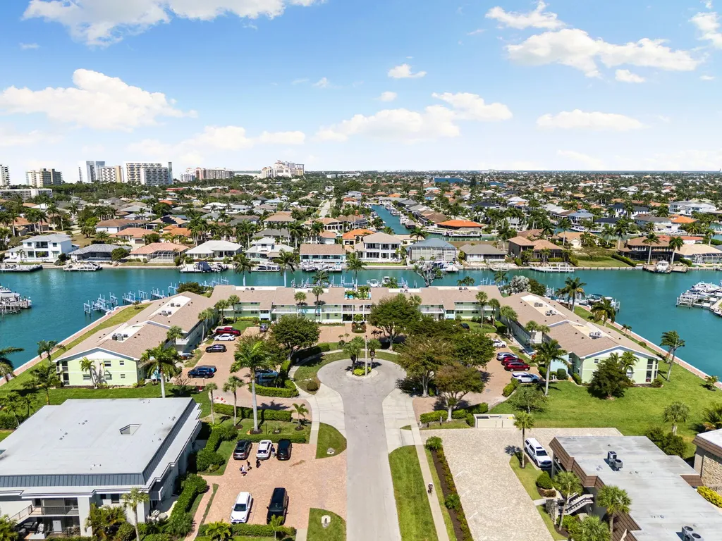 860 Panama Court Marco Island FL 34145