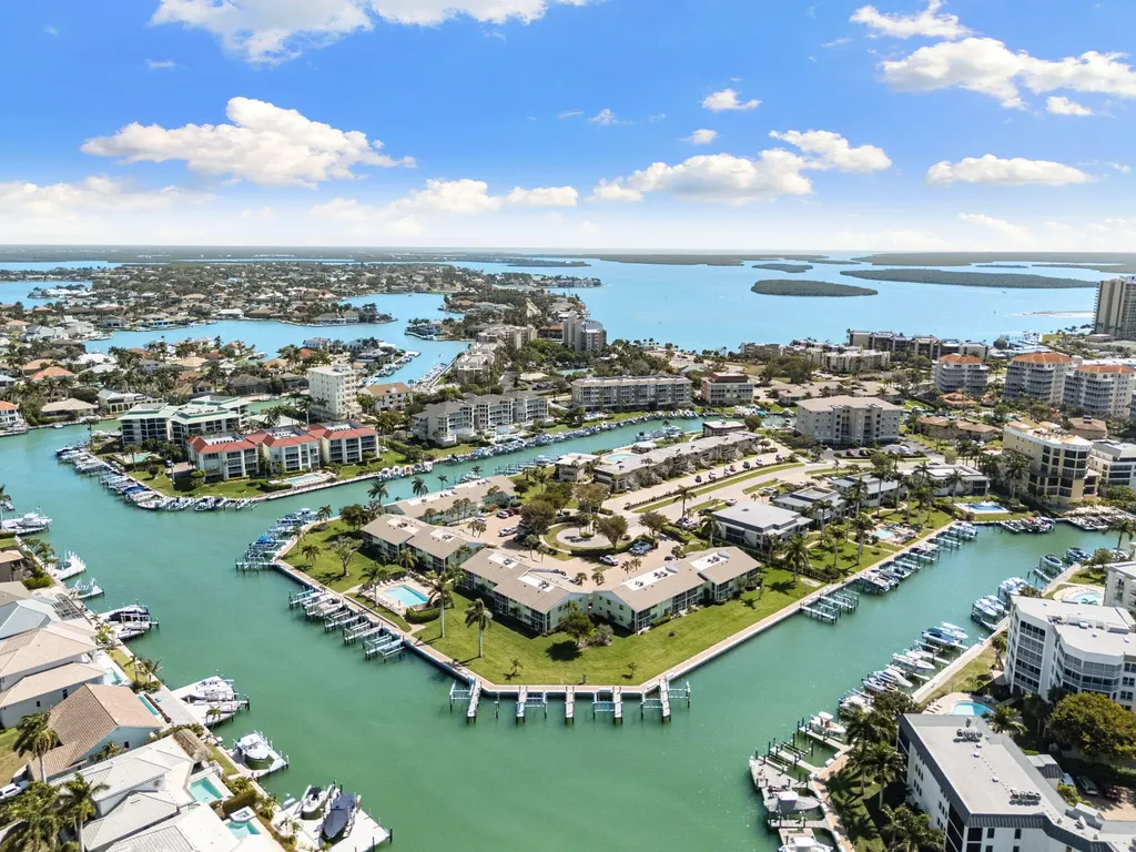 860 Panama Court Marco Island FL 34145