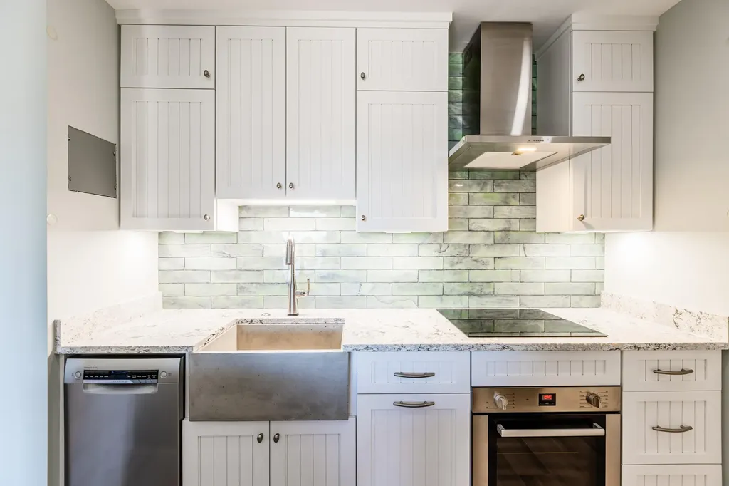 500 Saturn Marco Island FL 34145