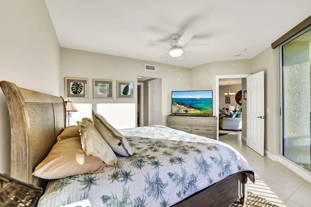 1065 Borghese Naples FL 34114