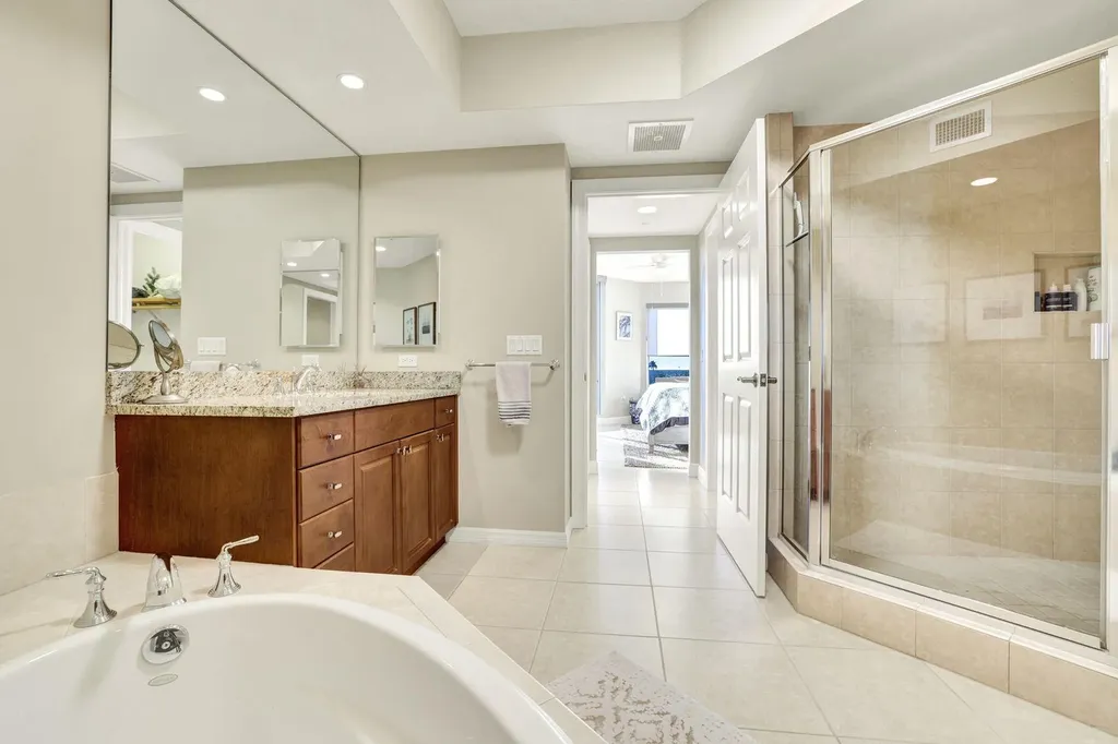 1065 Borghese Naples FL 34114