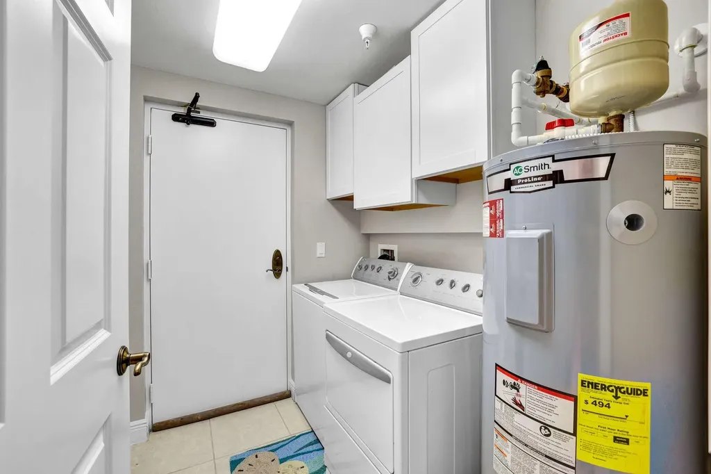 1065 Borghese Naples FL 34114