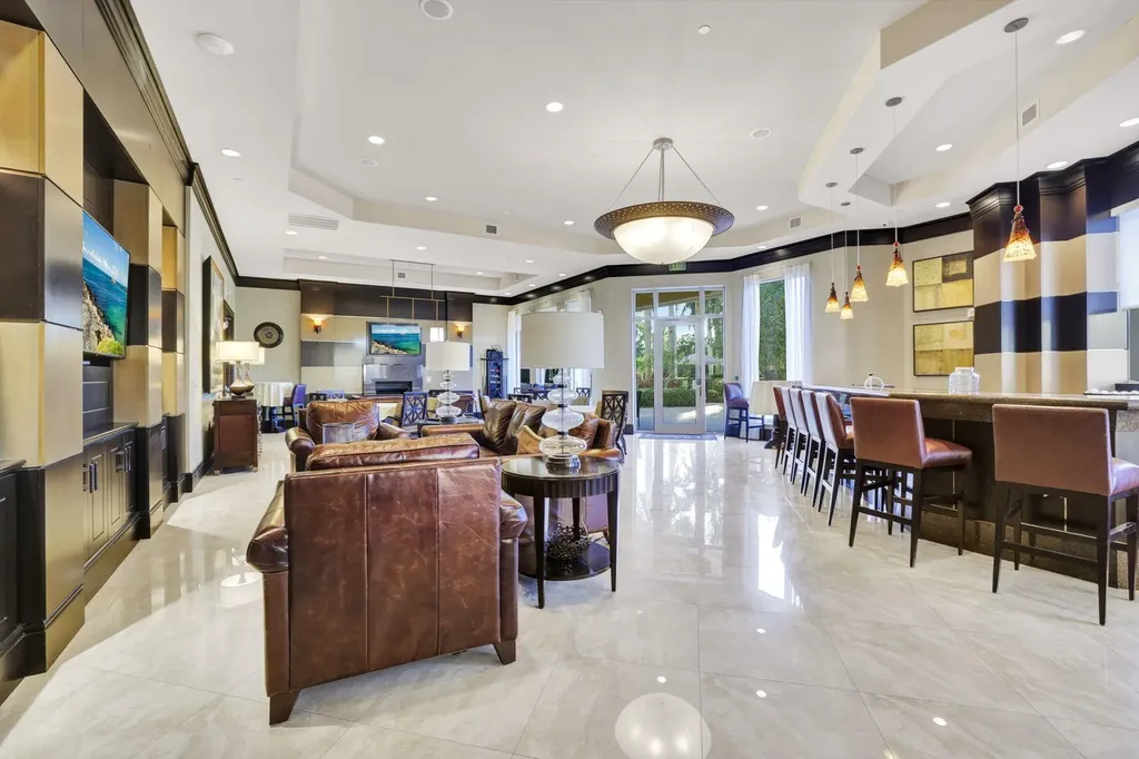 1065 Borghese Naples FL 34114