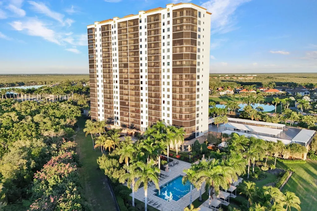 1065 Borghese Naples FL 34114