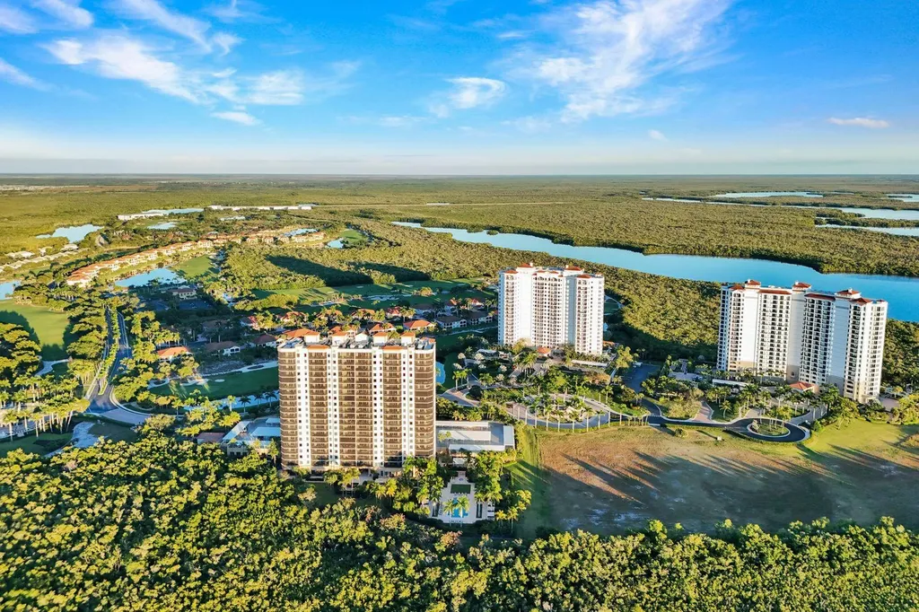 1065 Borghese Naples FL 34114