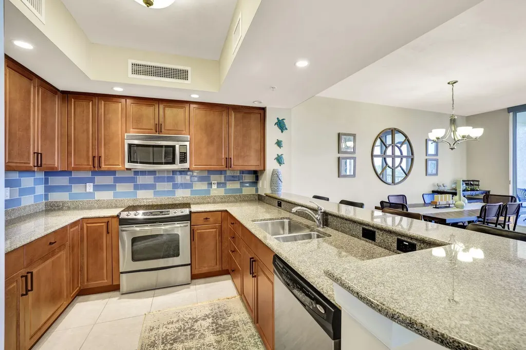 1065 Borghese Naples FL 34114