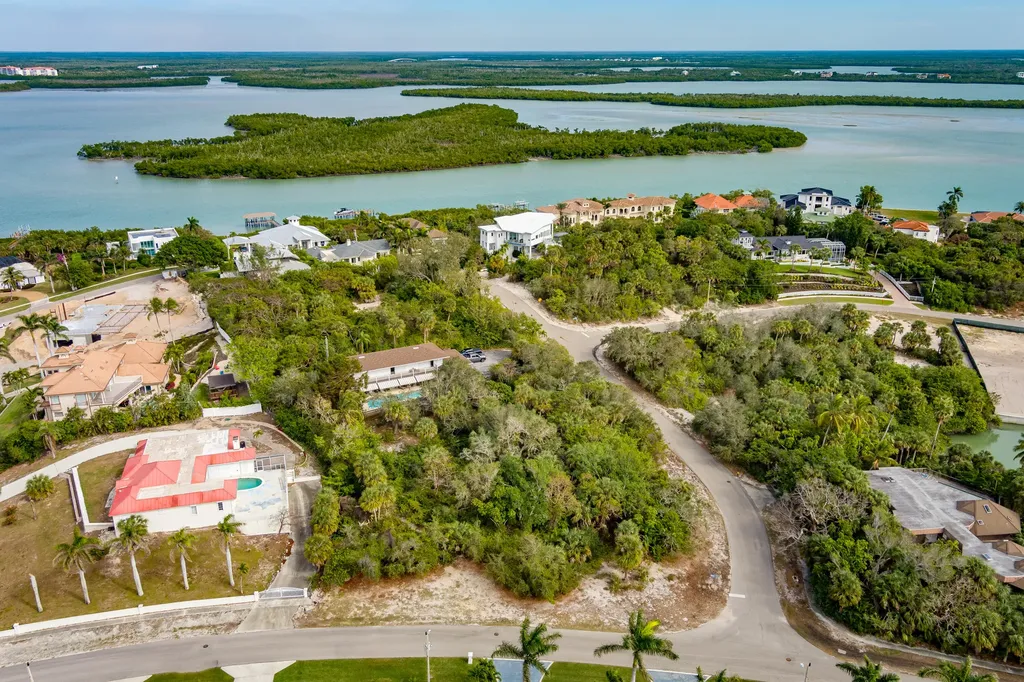 889 Scott Drive Marco Island FL 34145
