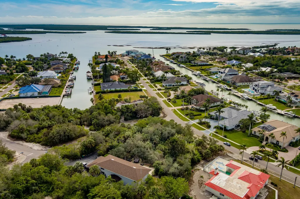 889 Scott Drive Marco Island FL 34145