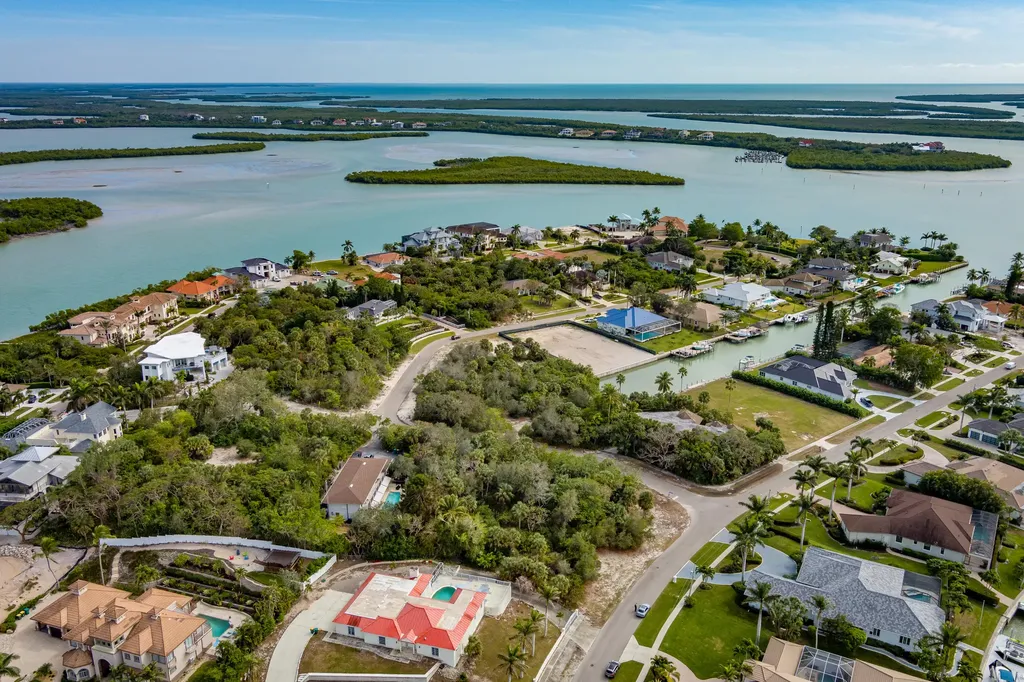 889 Scott Drive Marco Island FL 34145