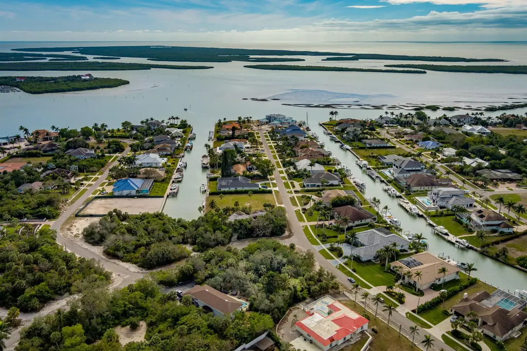 889 Scott Drive Marco Island FL 34145