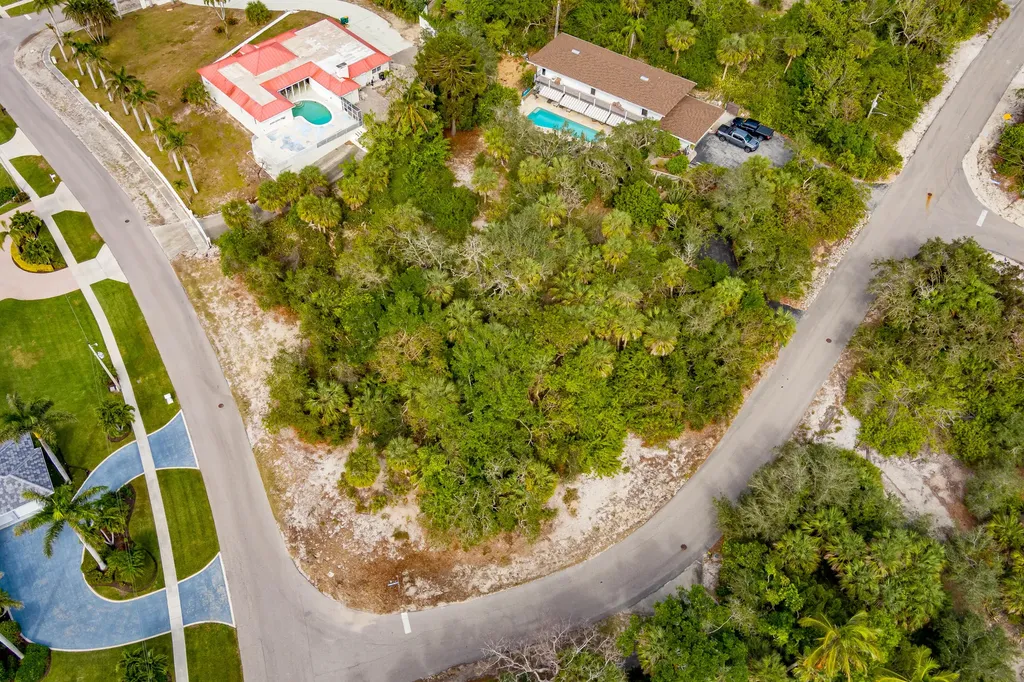 889 Scott Drive Marco Island FL 34145