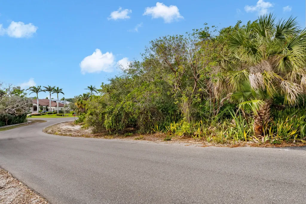 889 Scott Drive Marco Island FL 34145