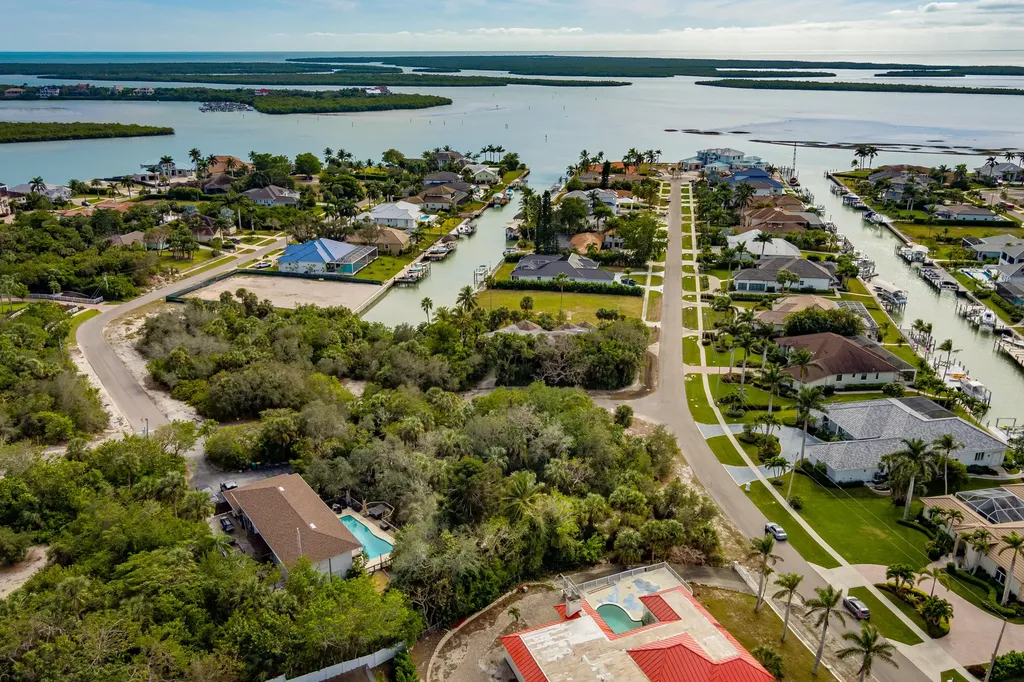 889 Scott Drive Marco Island FL 34145