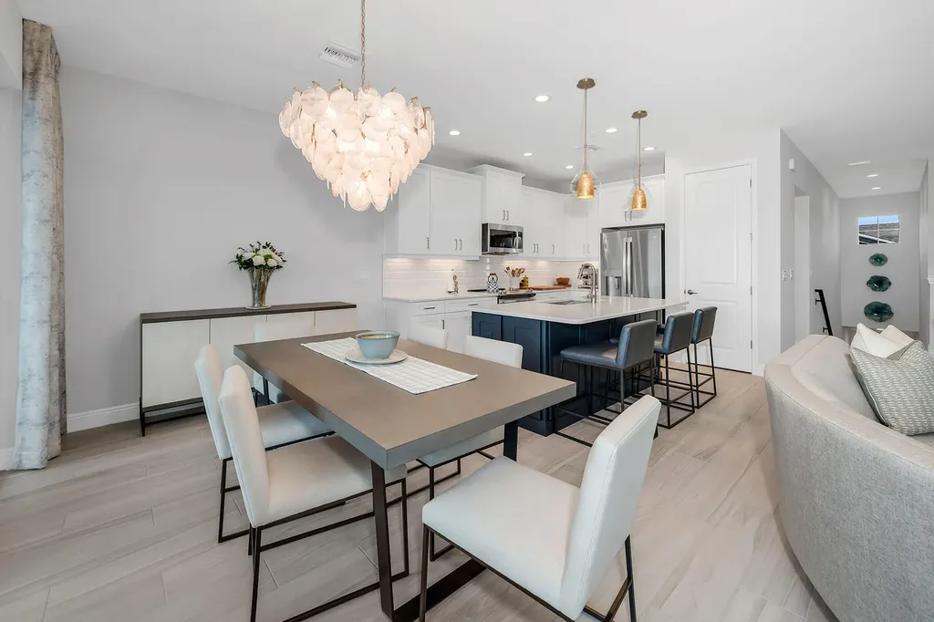 2609 Seychelles Circle Naples FL 34112