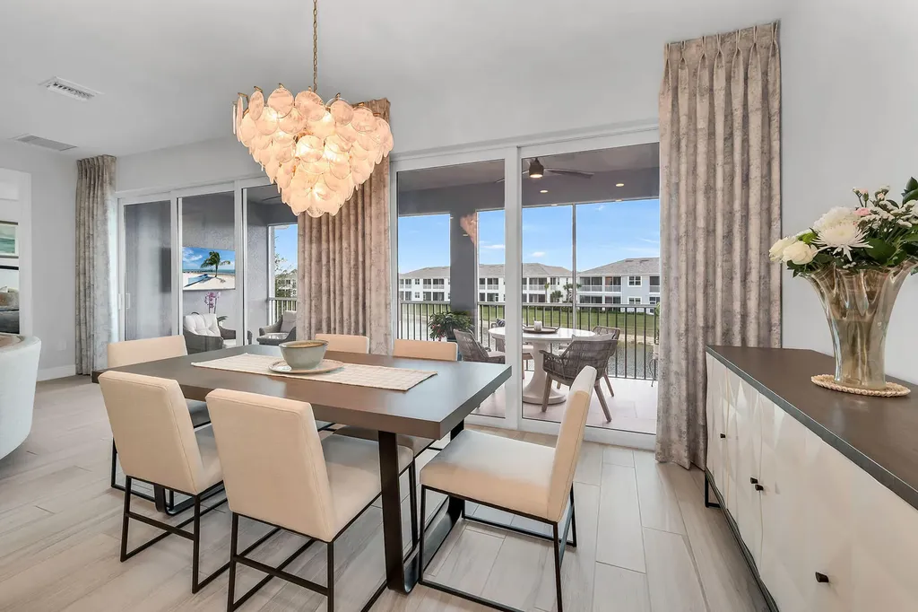 2609 Seychelles Circle Naples FL 34112