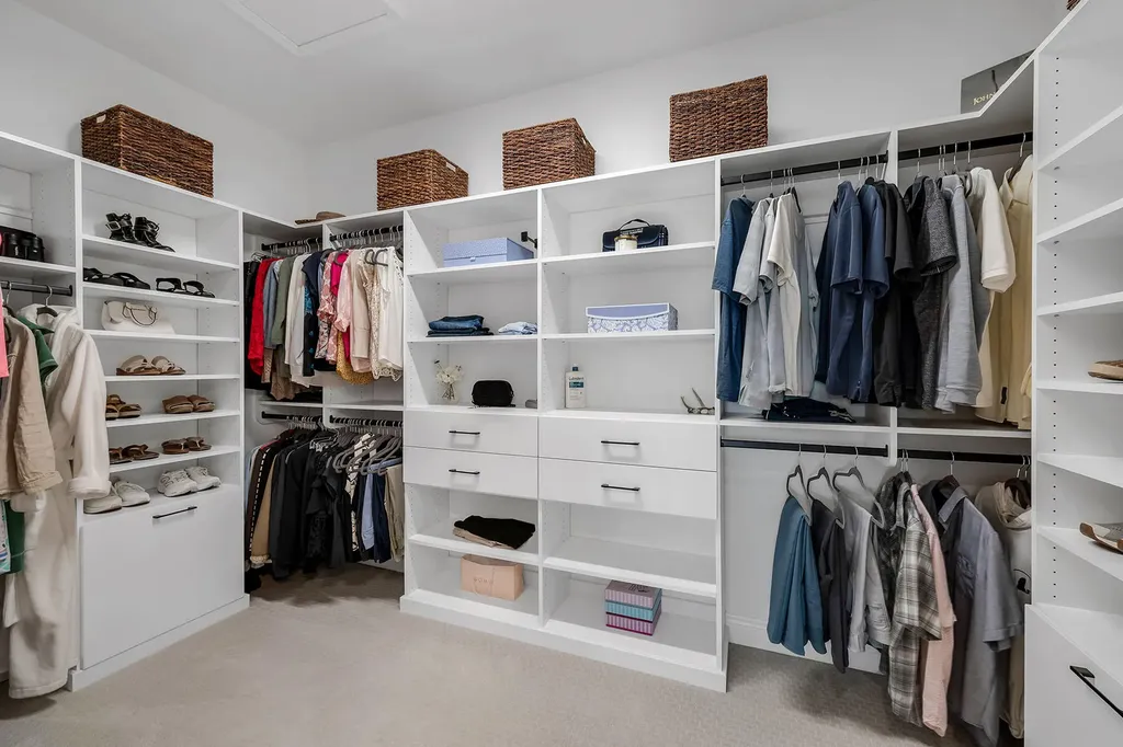 2609 Seychelles Circle Naples FL 34112