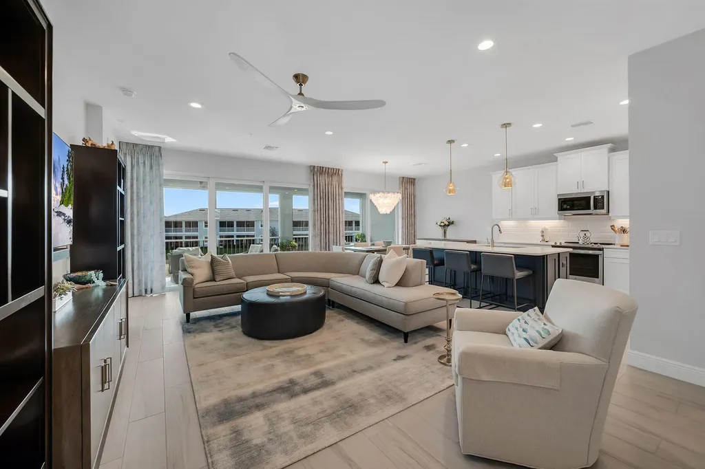 2609 Seychelles Circle Naples FL 34112