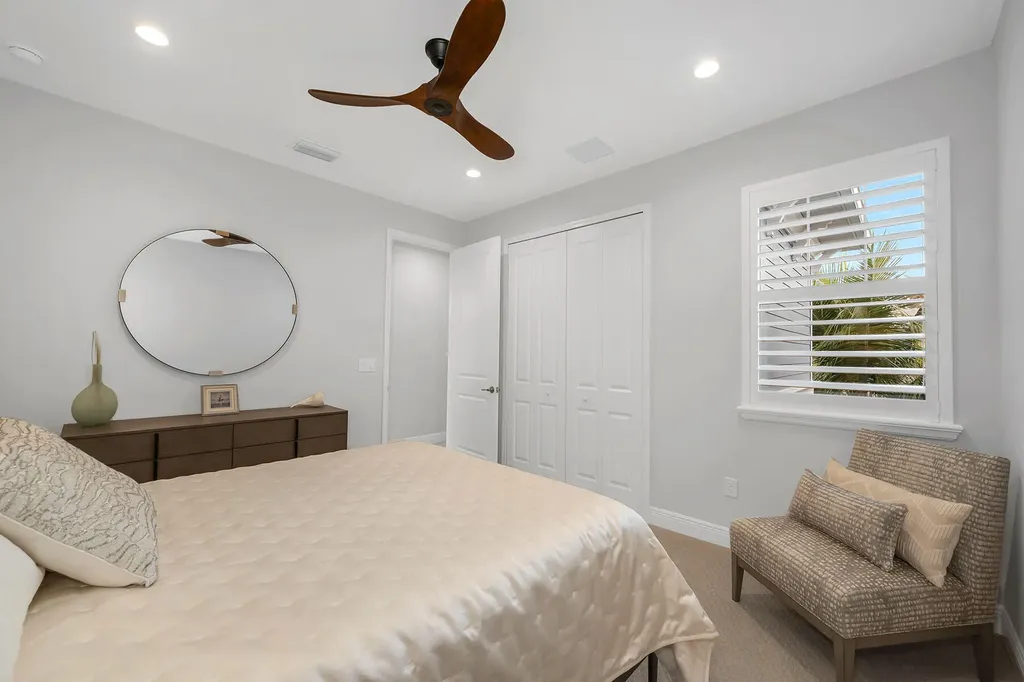 2609 Seychelles Circle Naples FL 34112