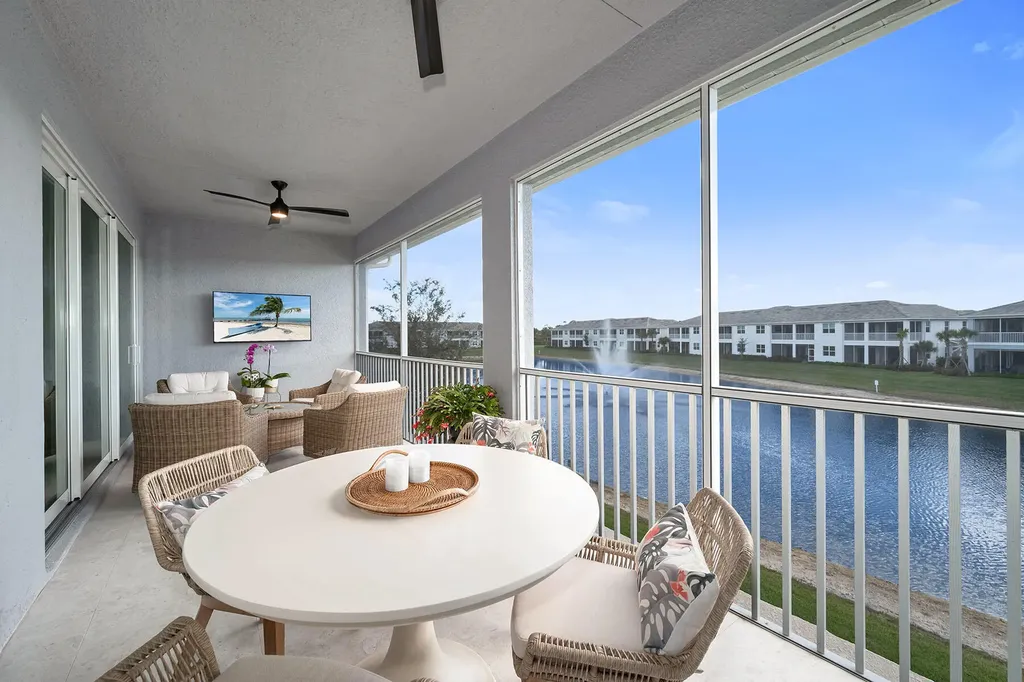 2609 Seychelles Circle Naples FL 34112