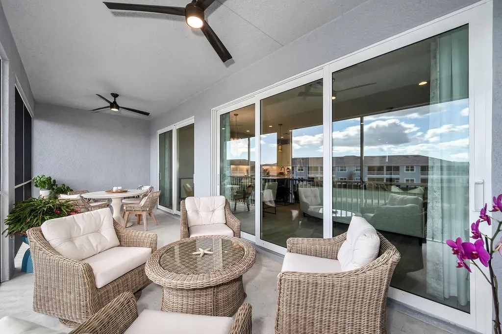 2609 Seychelles Circle Naples FL 34112