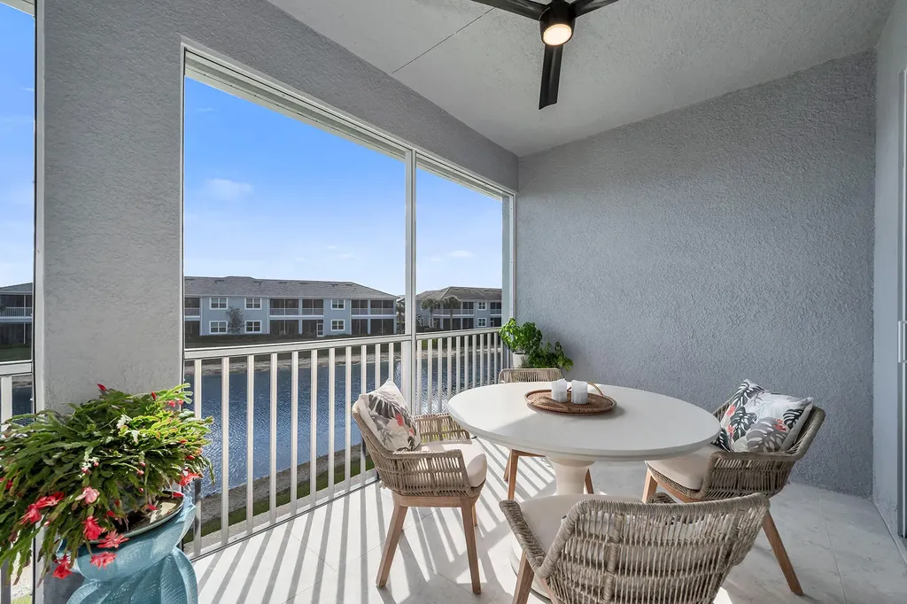 2609 Seychelles Circle Naples FL 34112