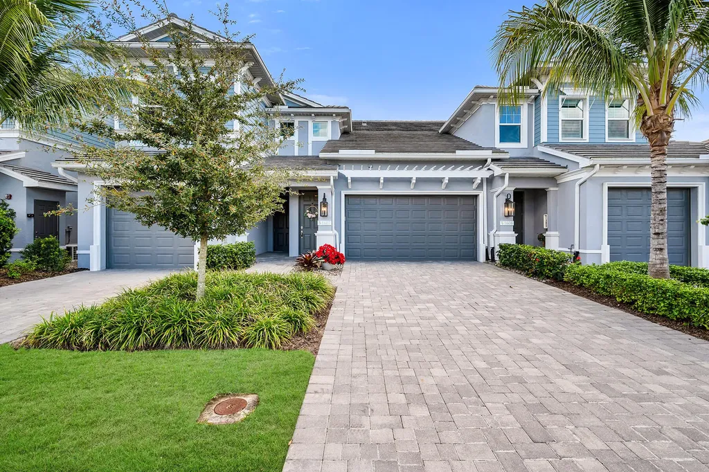 2609 Seychelles Circle Naples FL 34112