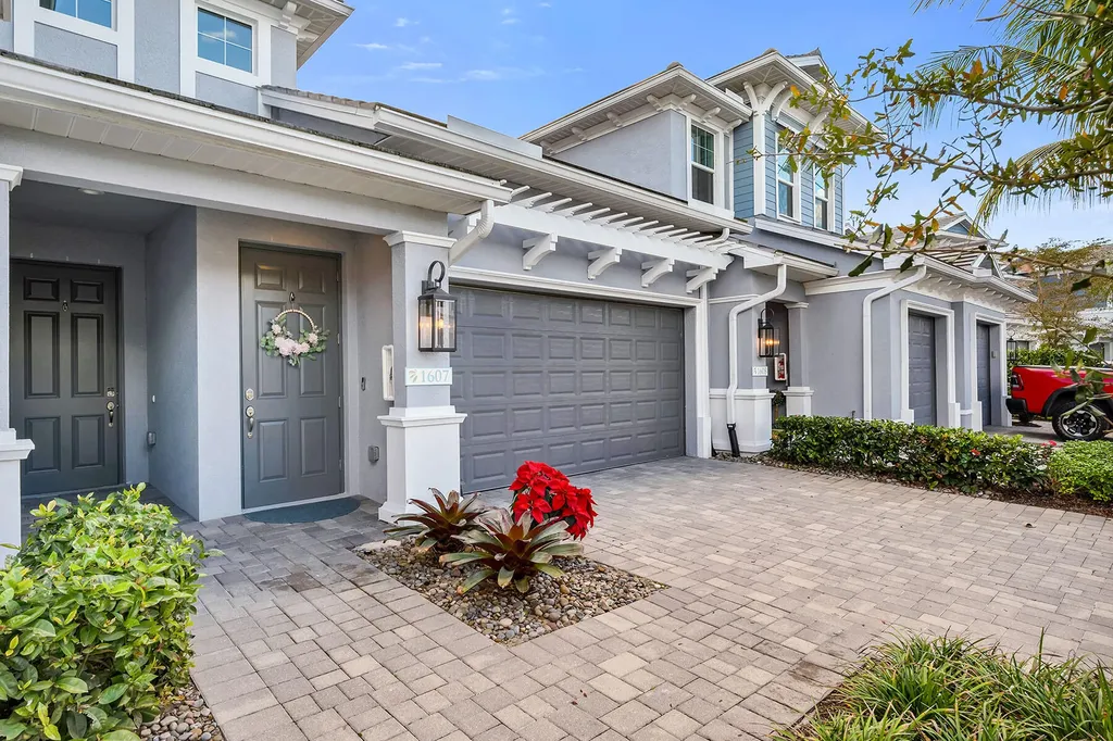 2609 Seychelles Circle Naples FL 34112