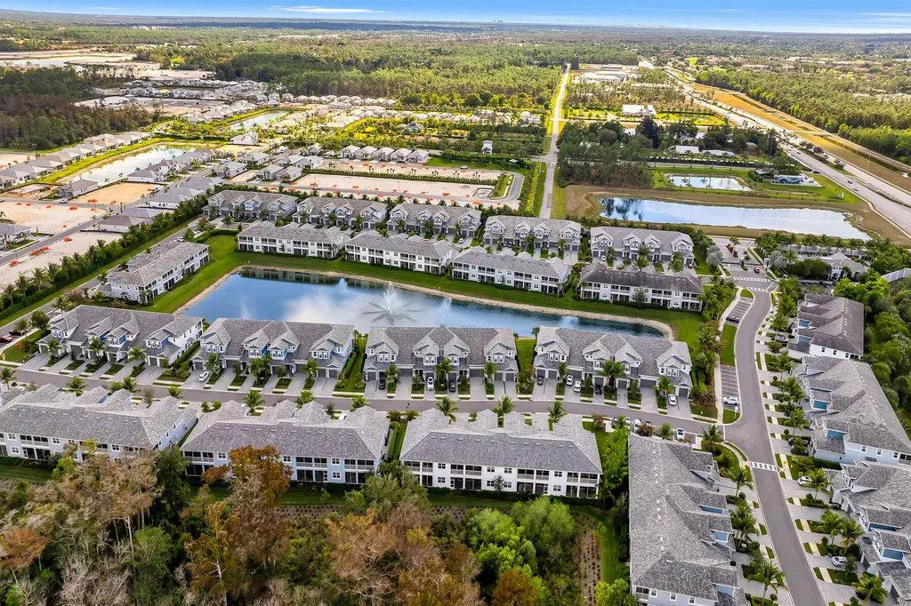 2609 Seychelles Circle Naples FL 34112