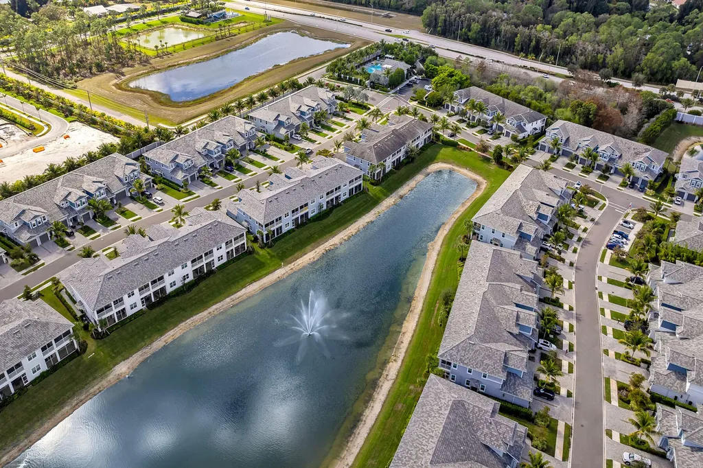 2609 Seychelles Circle Naples FL 34112