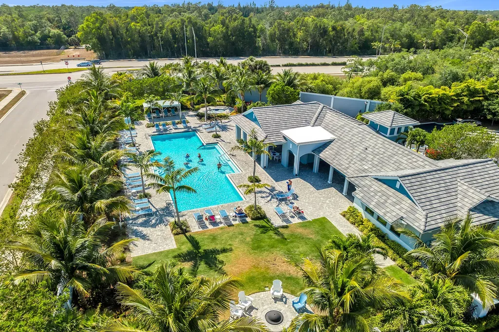 2609 Seychelles Circle Naples FL 34112