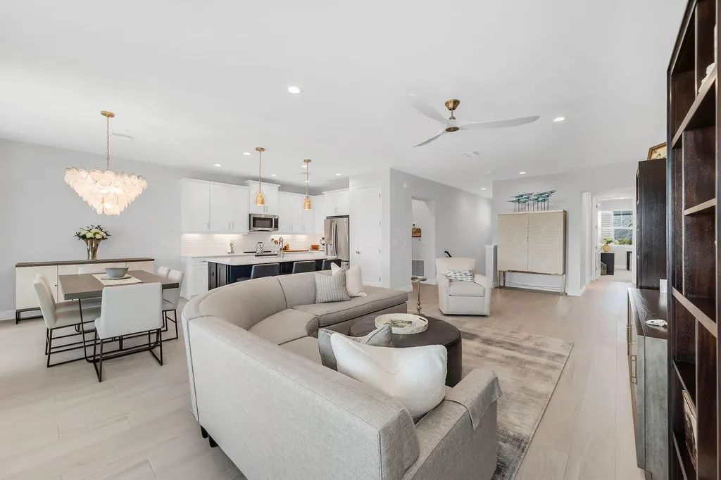 2609 Seychelles Circle Naples FL 34112