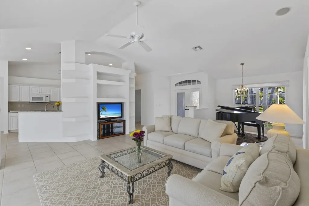 278 Bass Court Marco Island FL 34145