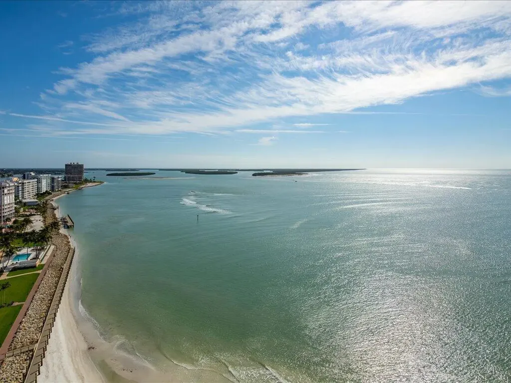 970 Cape Marco Marco Island FL 34145