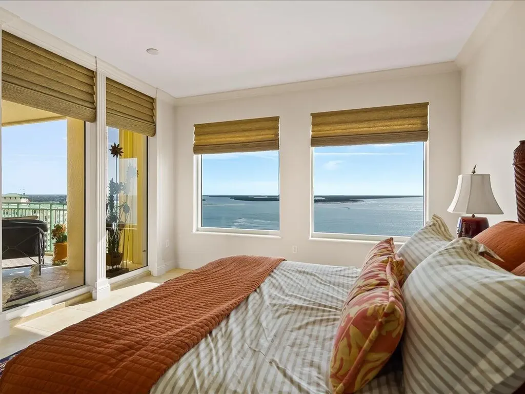 970 Cape Marco Marco Island FL 34145