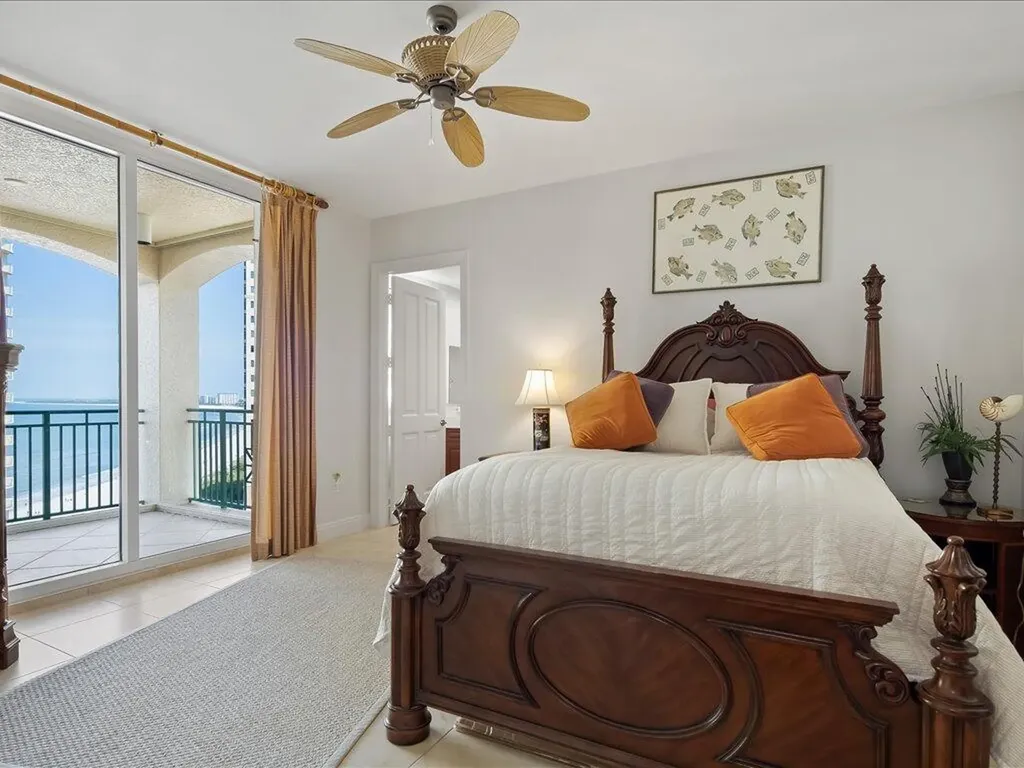 970 Cape Marco Marco Island FL 34145