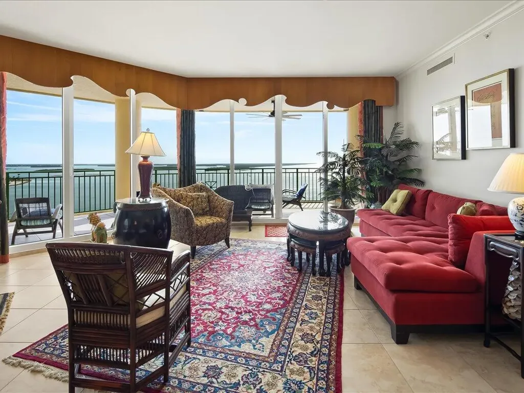 970 Cape Marco Marco Island FL 34145