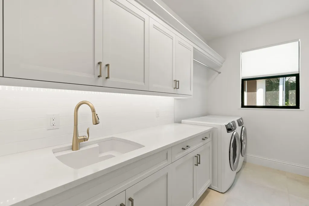 1806 Maywood Court Marco Island FL 34145