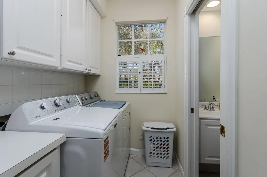 5353 Cove Circle Naples FL 34119