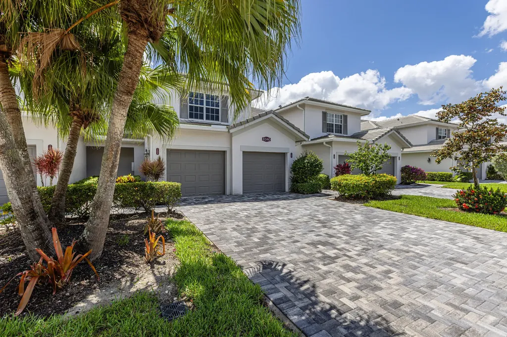 8340 Whisper Trace Way Naples FL 34114