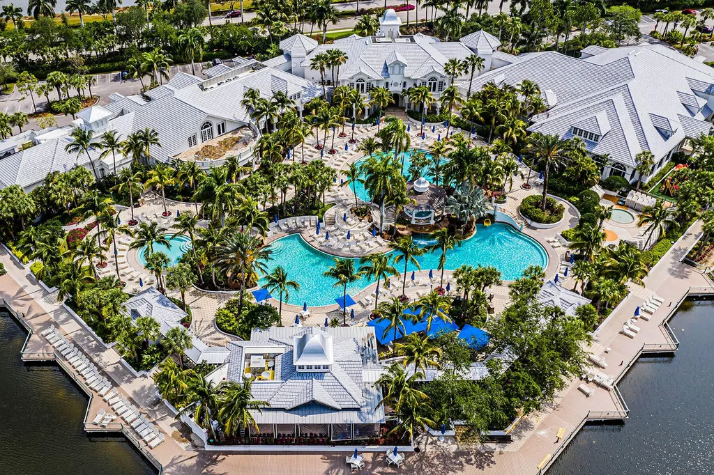 8340 Whisper Trace Way Naples FL 34114