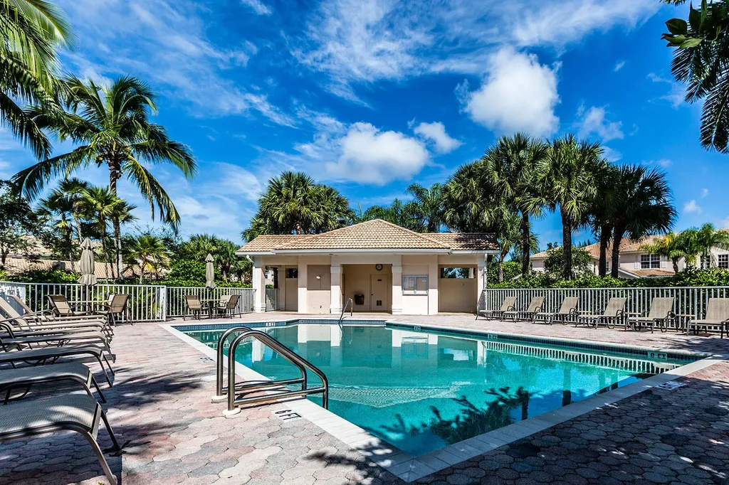 8340 Whisper Trace Way Naples FL 34114