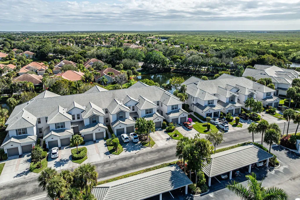 8340 Whisper Trace Way Naples FL 34114