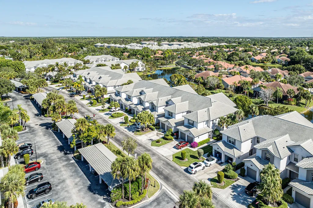 8340 Whisper Trace Way Naples FL 34114