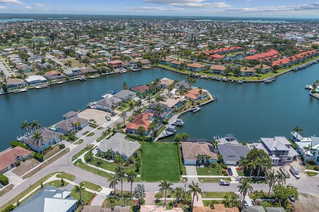 269 Bass Court Marco Island FL 34145