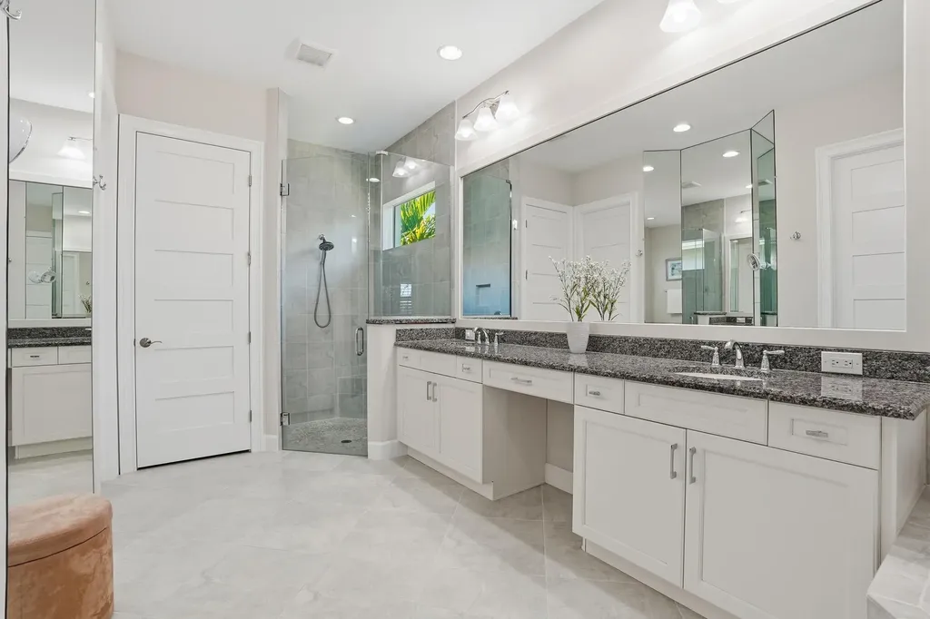 6061 Lucaya Way Naples FL 34113