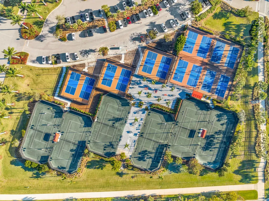 6061 Lucaya Way Naples FL 34113