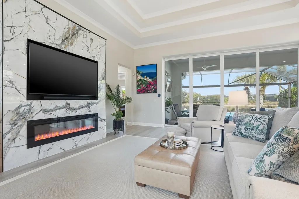 6061 Lucaya Way Naples FL 34113