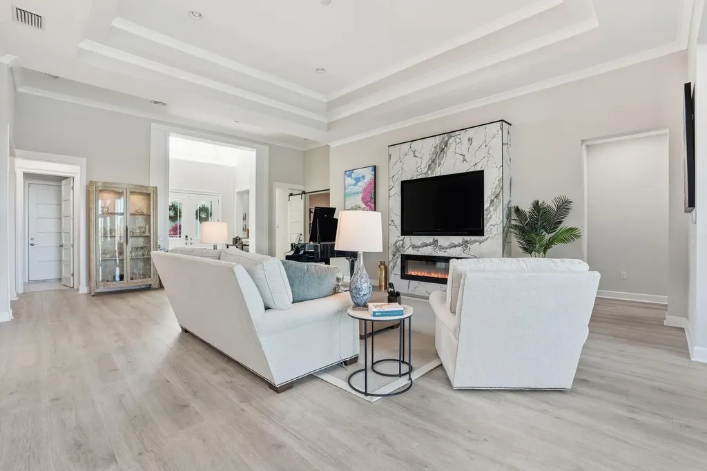 6061 Lucaya Way Naples FL 34113