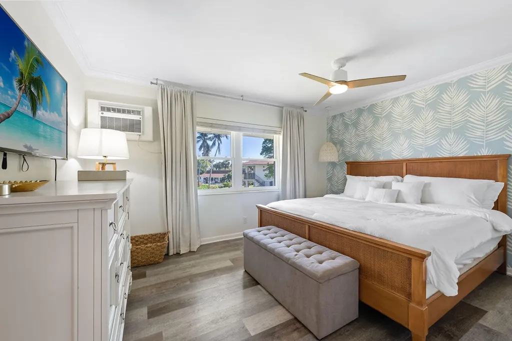 235 Seaview Court Marco Island FL 34145